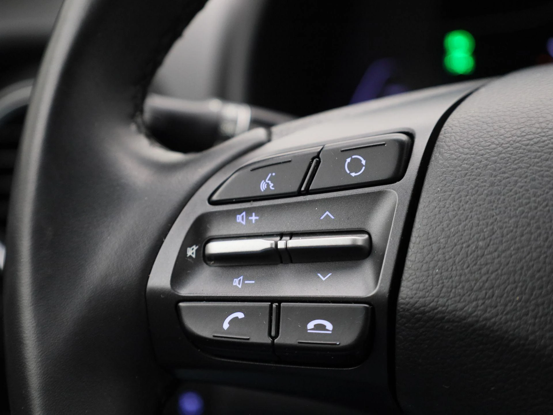 Hyundai-Kona-image-17