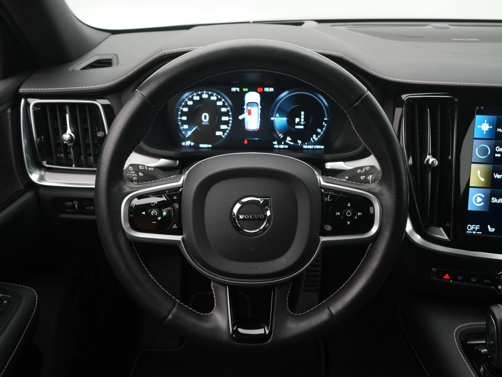 Volvo-V60-image-7