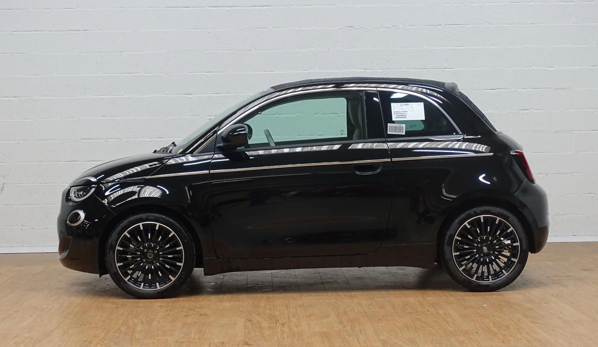 Fiat-500C-image-7