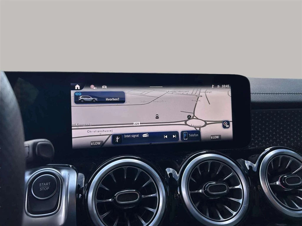 Mercedes-Benz-EQB-image-13