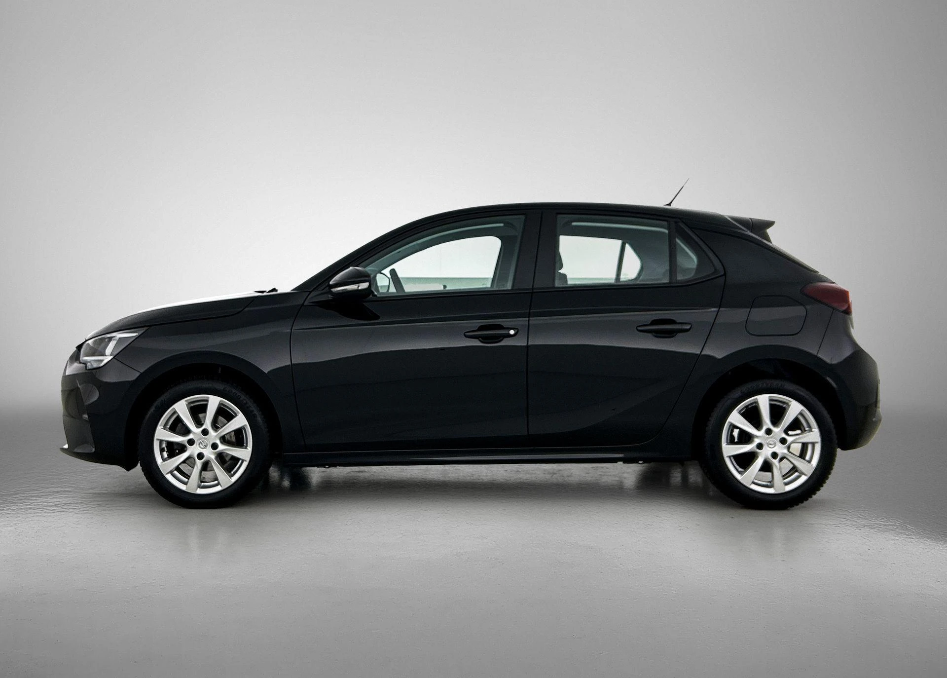 Opel-Corsa-image-1