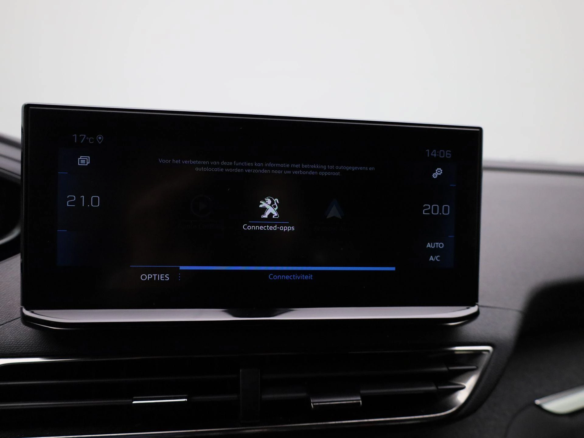 Peugeot-5008-image-8