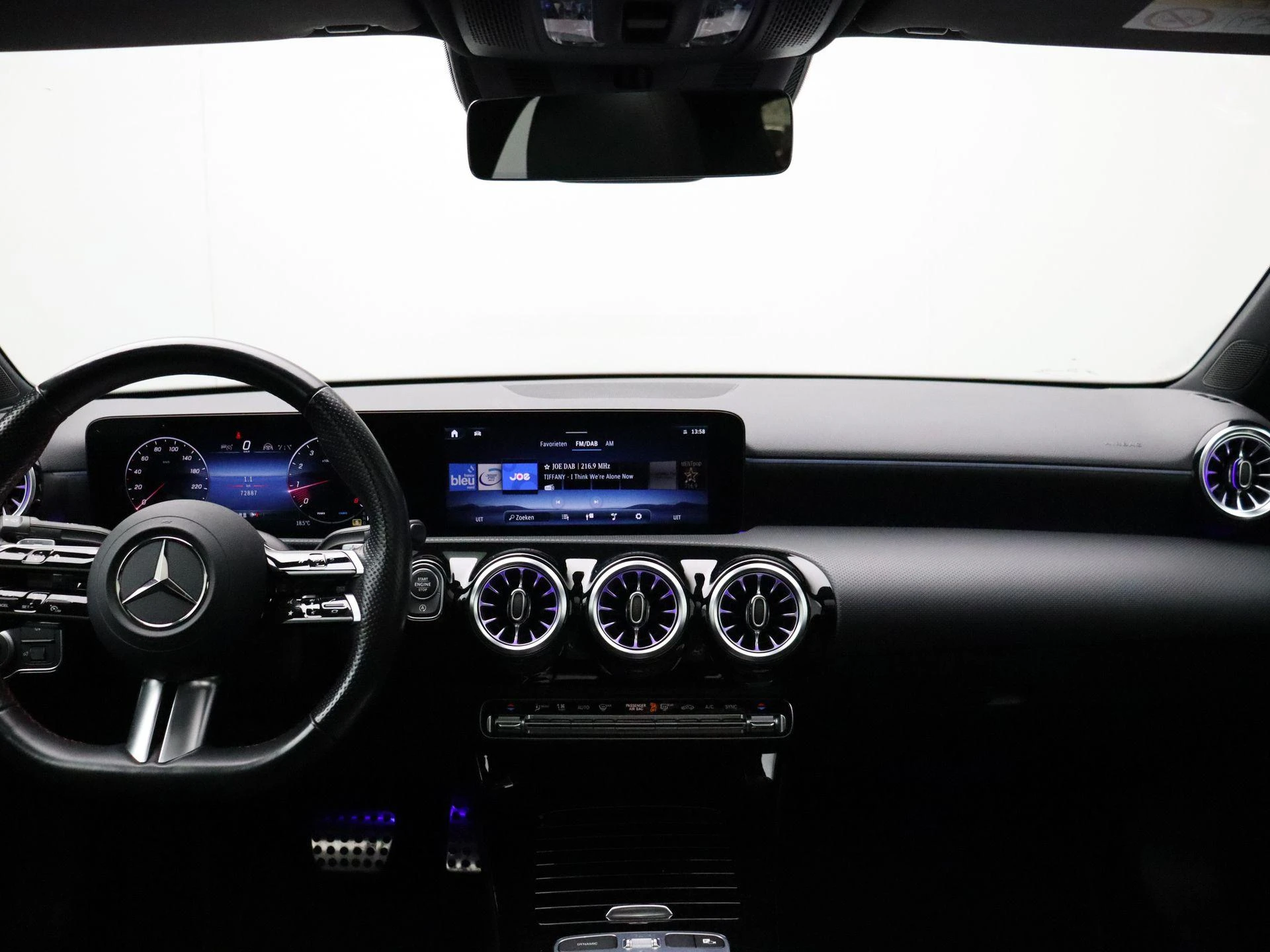 Mercedes-Benz-A-Klasse-image-25