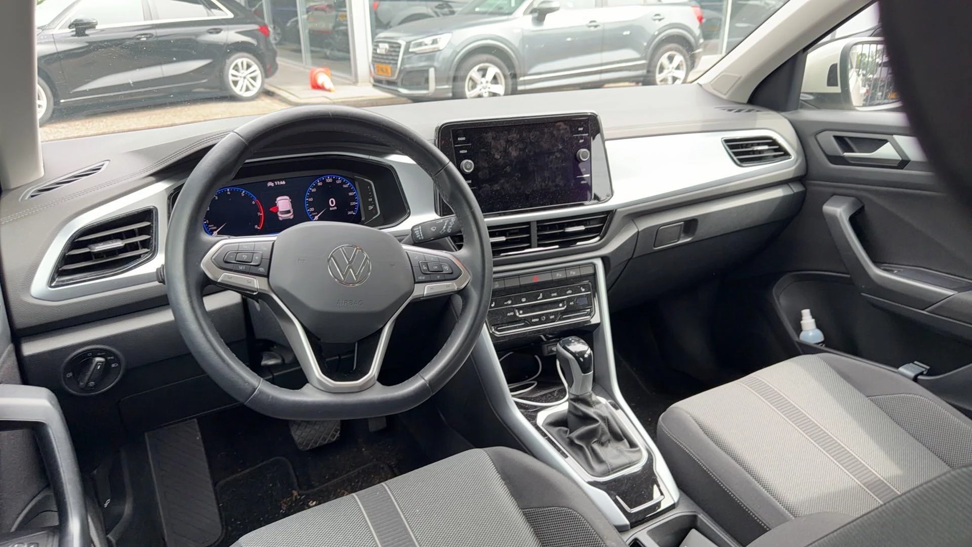 Volkswagen T-Roc 1.5 TSI Life Business
