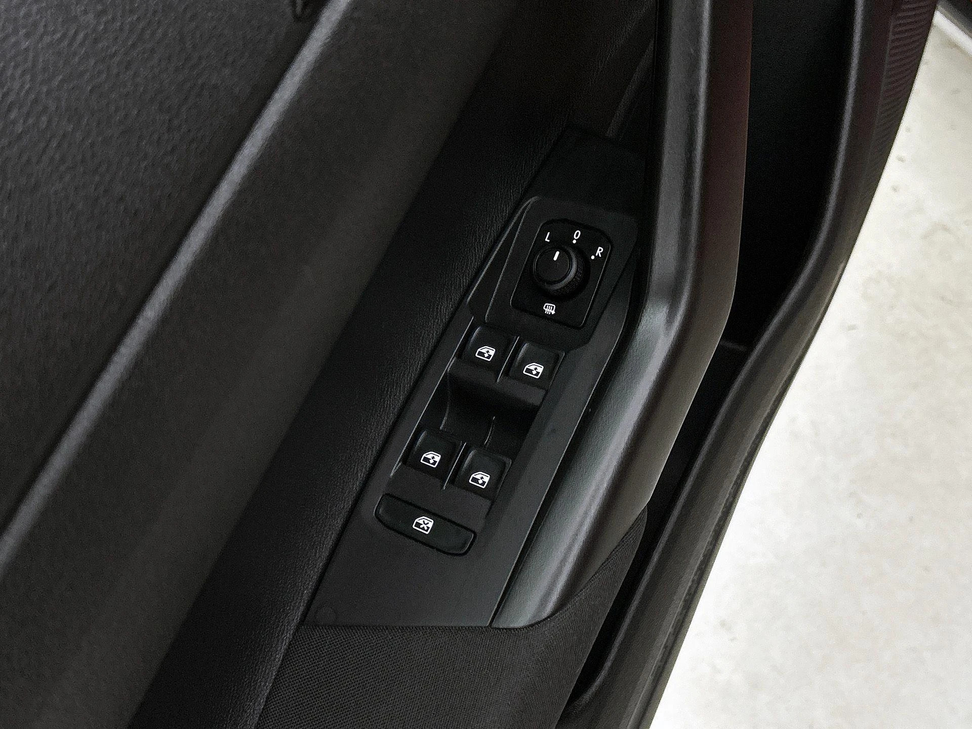 Volkswagen-Taigo-image-24