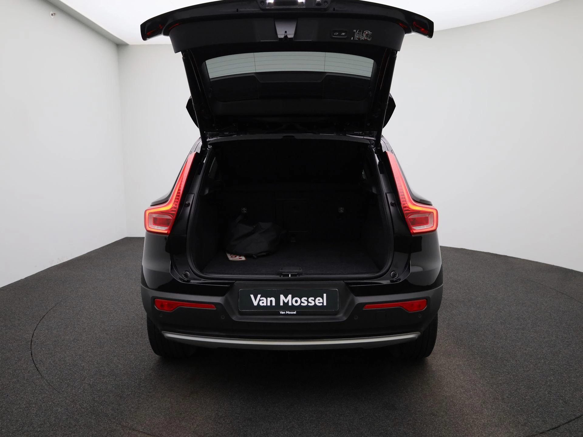 Volvo XC40 T4 Recharge Geartronic Inscription Expr.