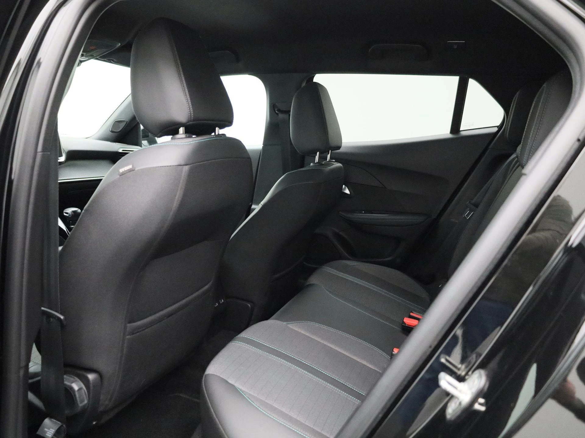 Peugeot-2008-image-9