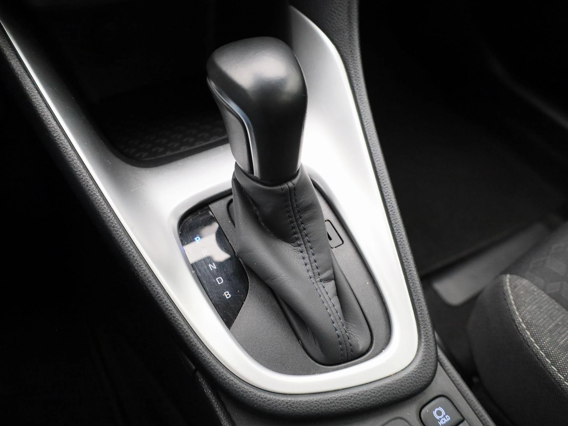 Toyota-Yaris-image-20