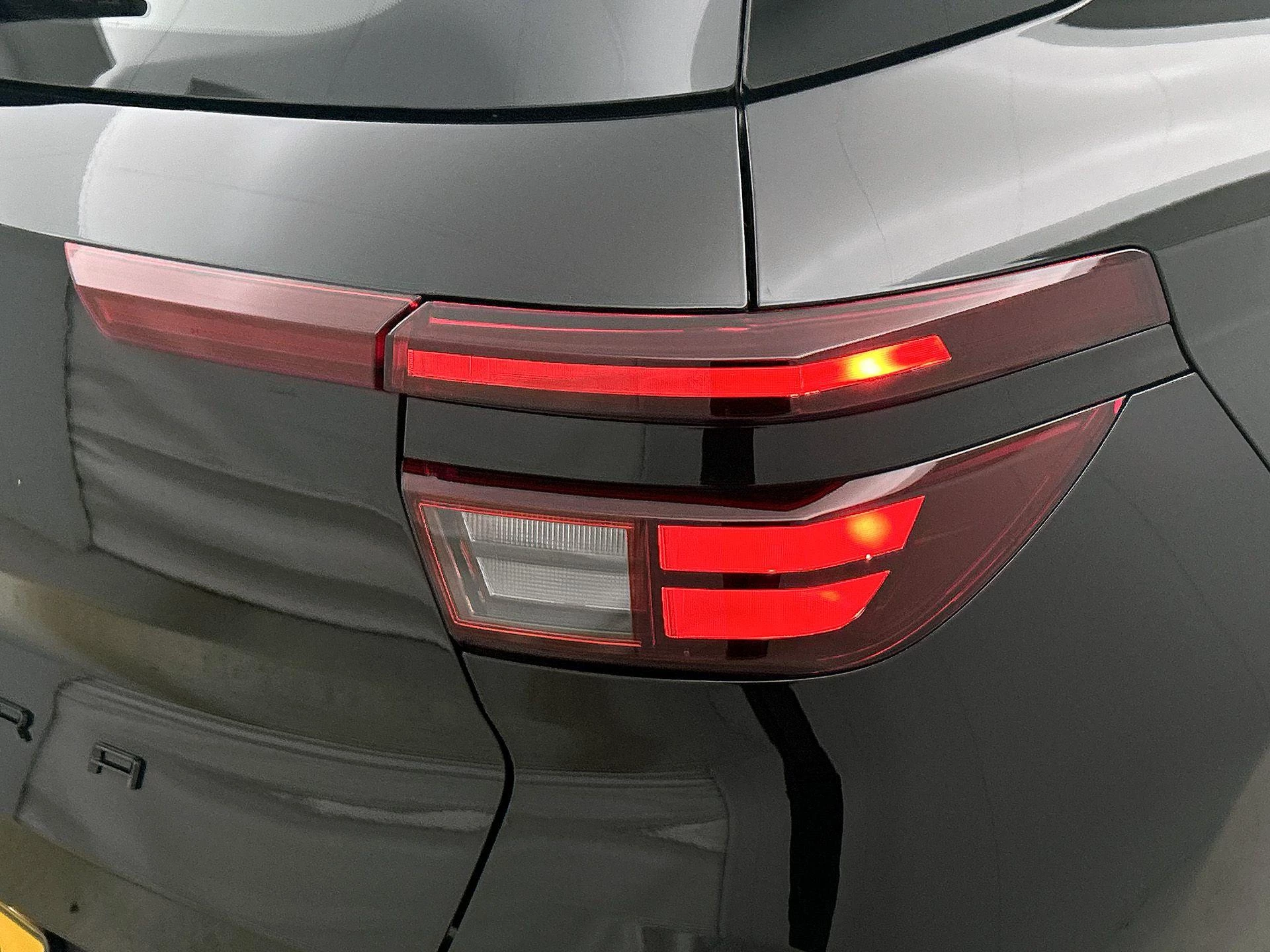 Opel Frontera 1.2 Turbo Hybrid Edition