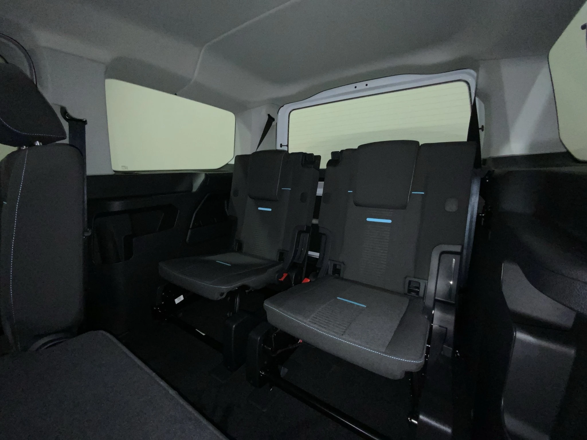 Ford-Tourneo Connect-image-17