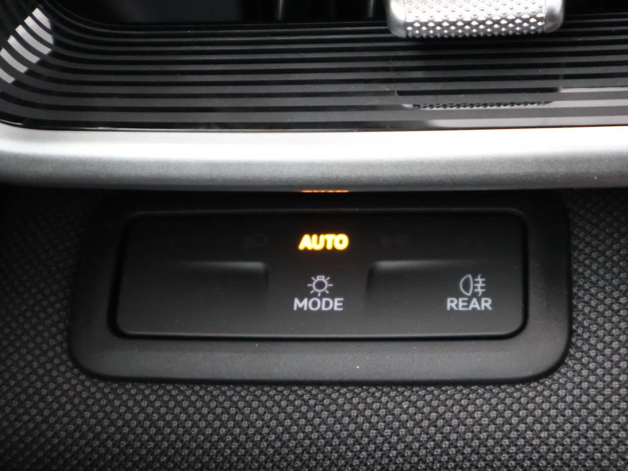Volkswagen-ID. Polo-image-18