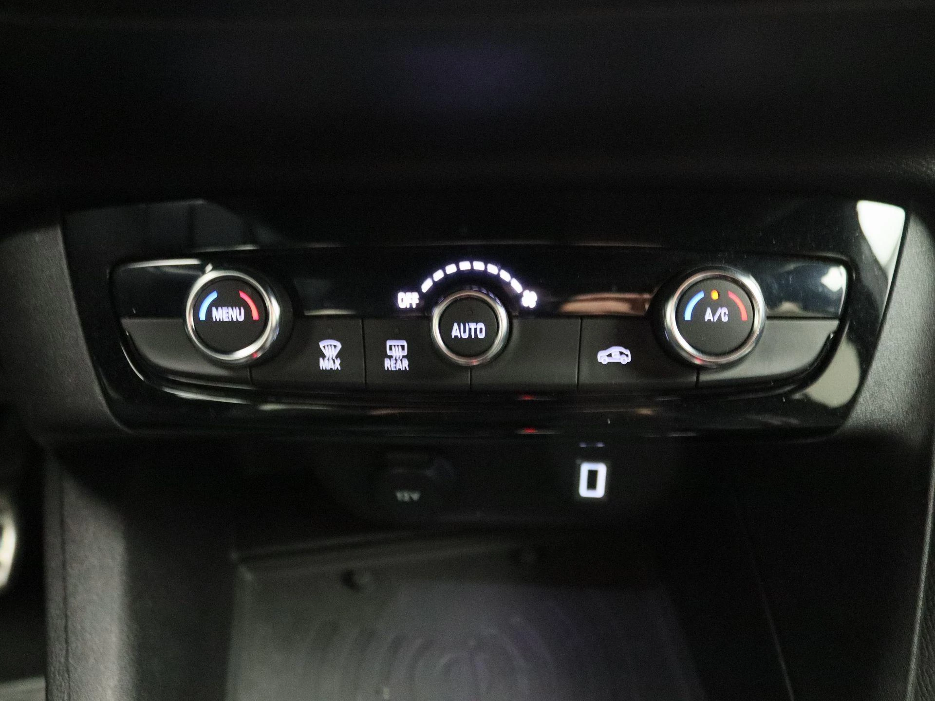 Opel-Corsa-image-9