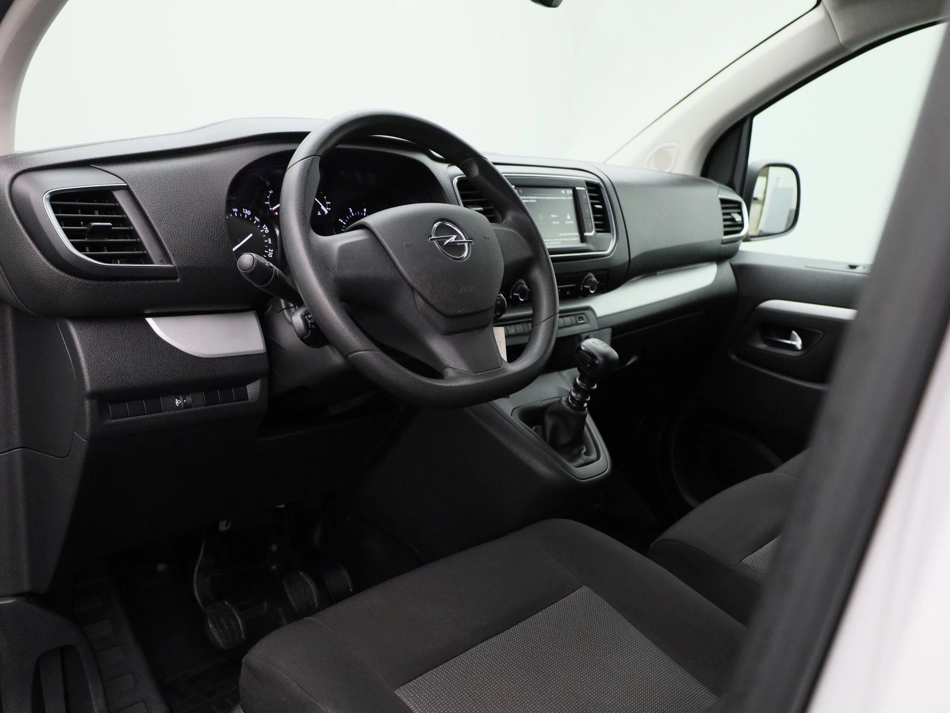 Opel Vivaro 2.0 Turbo 106kW L3H1