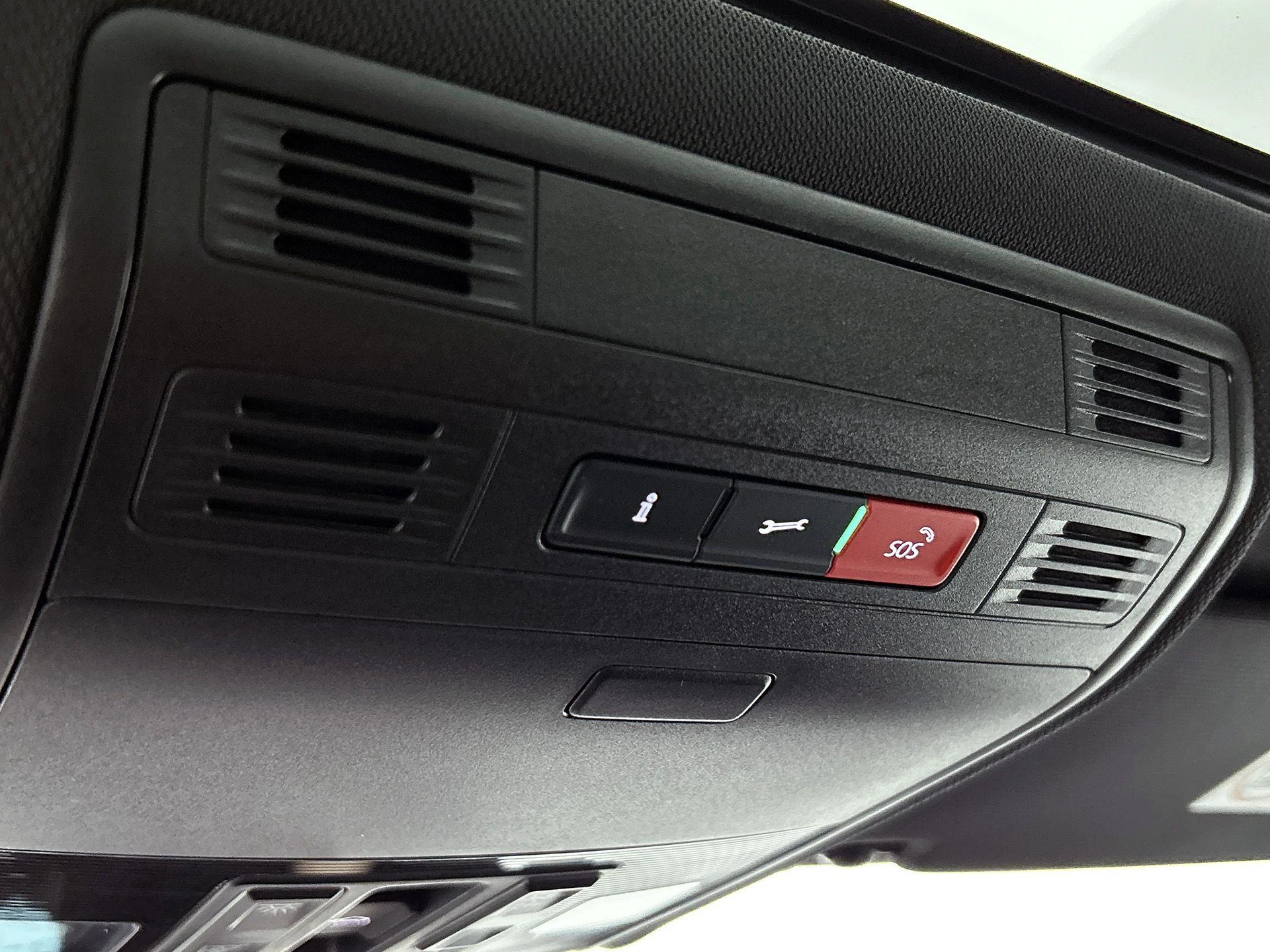Volkswagen-Taigo-image-12