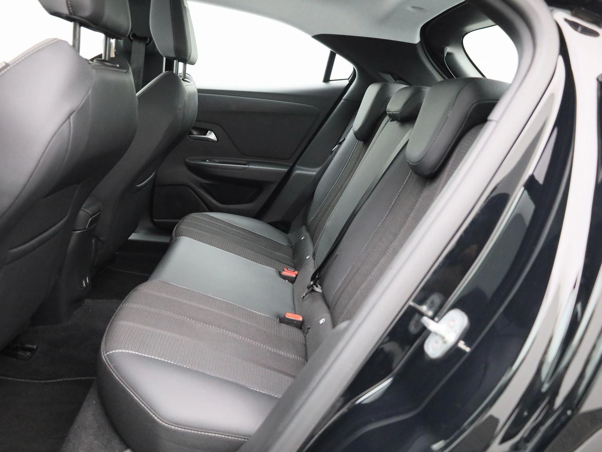 Opel-Mokka-e-image-12