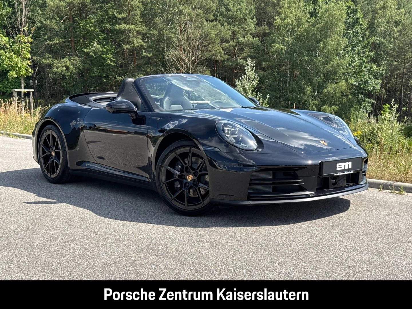 Porsche 911 992 Carrera Cabrio Liftsystem-VA Sportabgas carrera