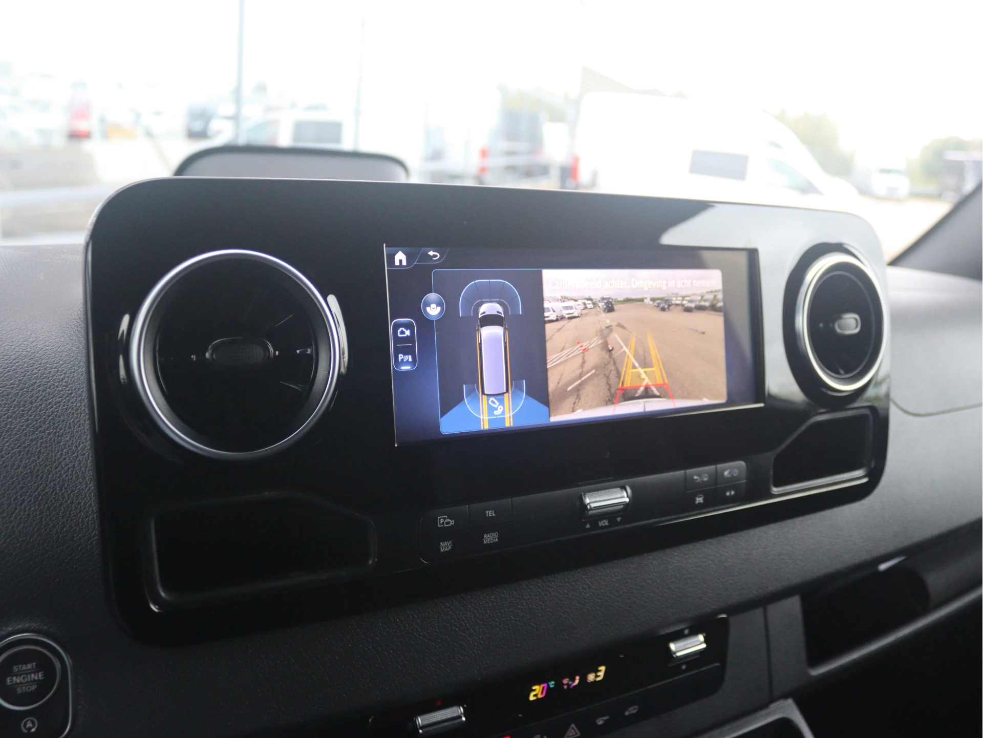 Mercedes-Benz-Sprinter-image-9