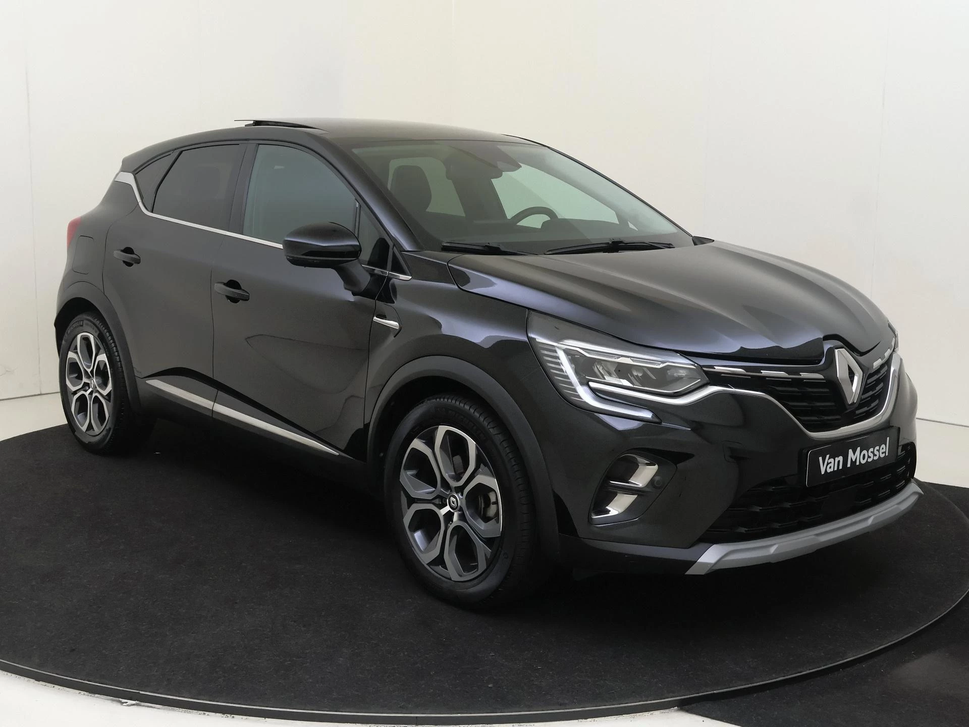 Renault Captur 1.6 E-Tech Hybrid 145 Intens