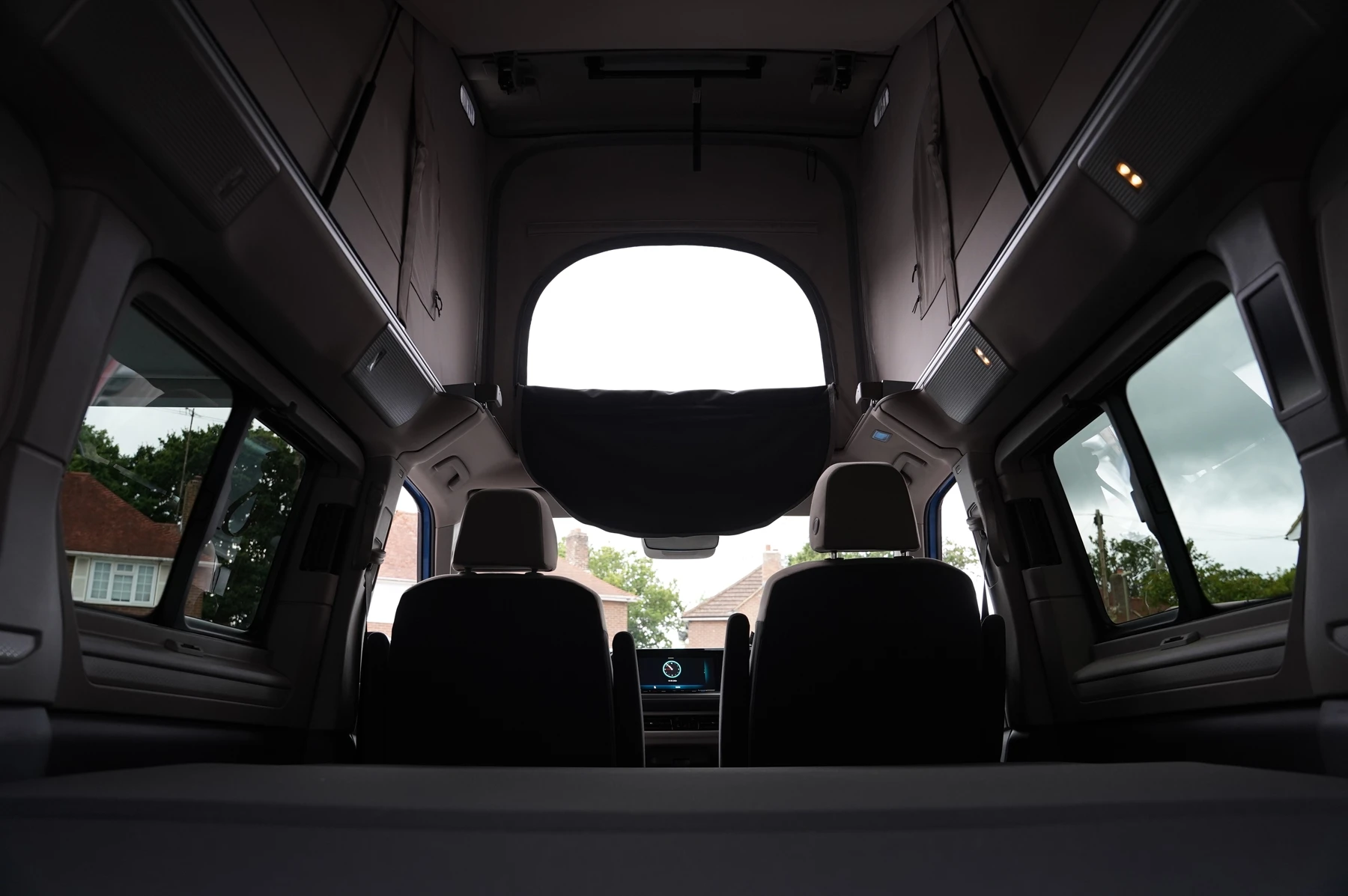 Volkswagen-California-image-10
