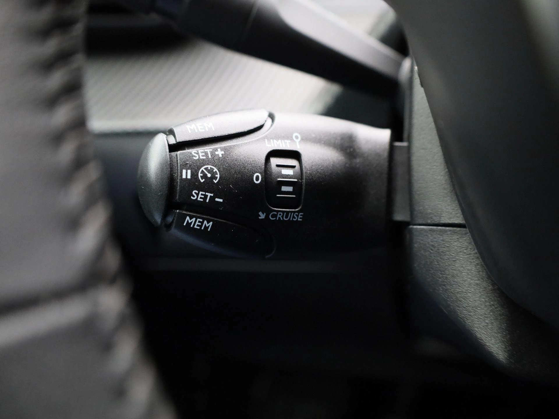 Peugeot 208 1.2 PureTech Active Pack
