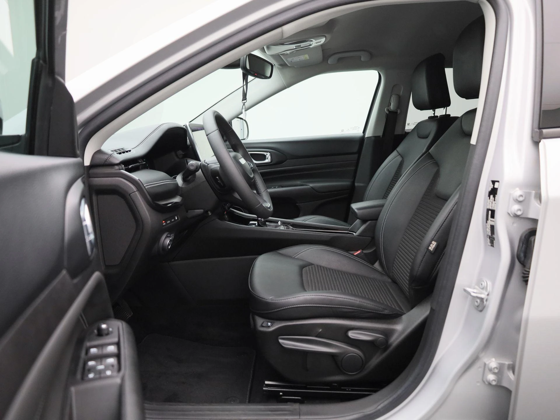 Jeep-Compass-image-10