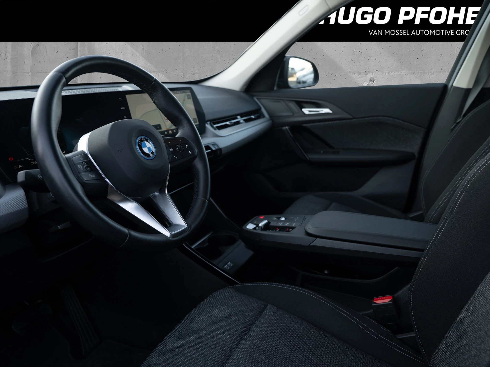 BMW iX1 xDrive30. Sitzheizung.Navi