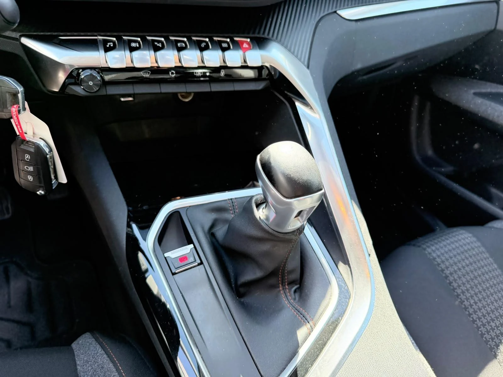 Peugeot-3008-image-10