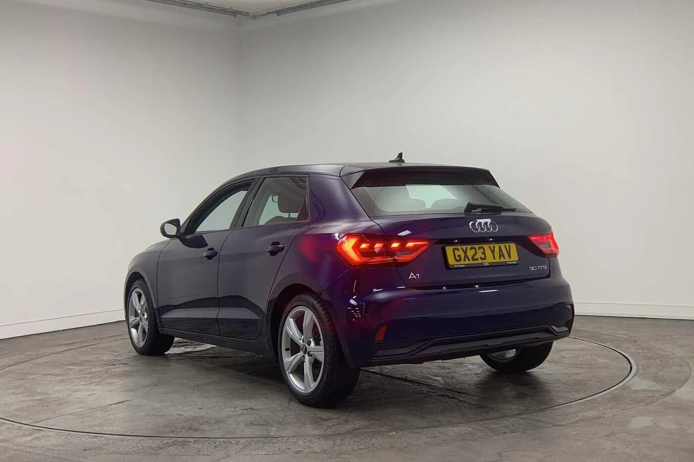 Audi-A1 Sportback-image-2