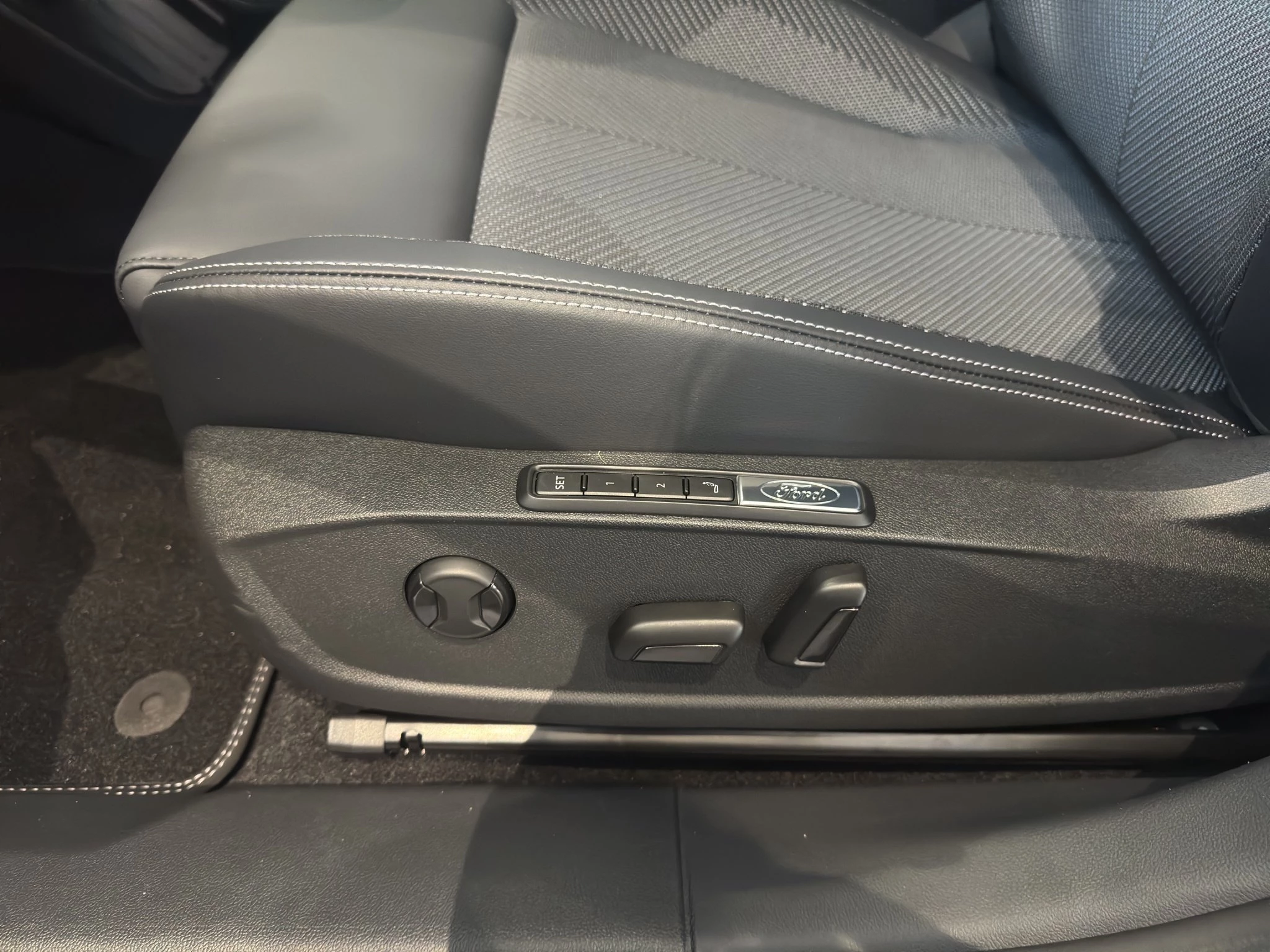 Ford-Explorer-image-20