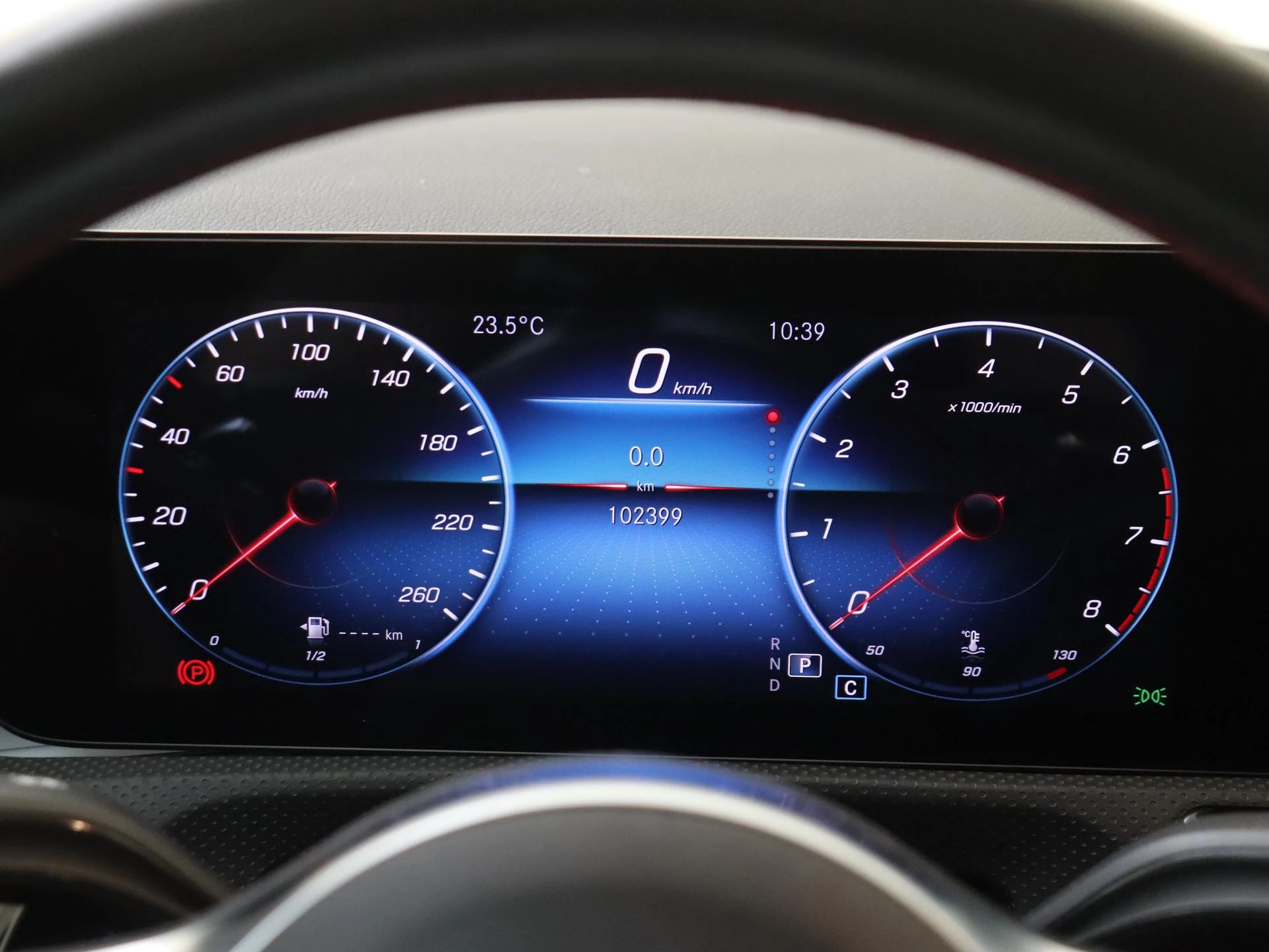 Mercedes-Benz-A-Klasse-image-11