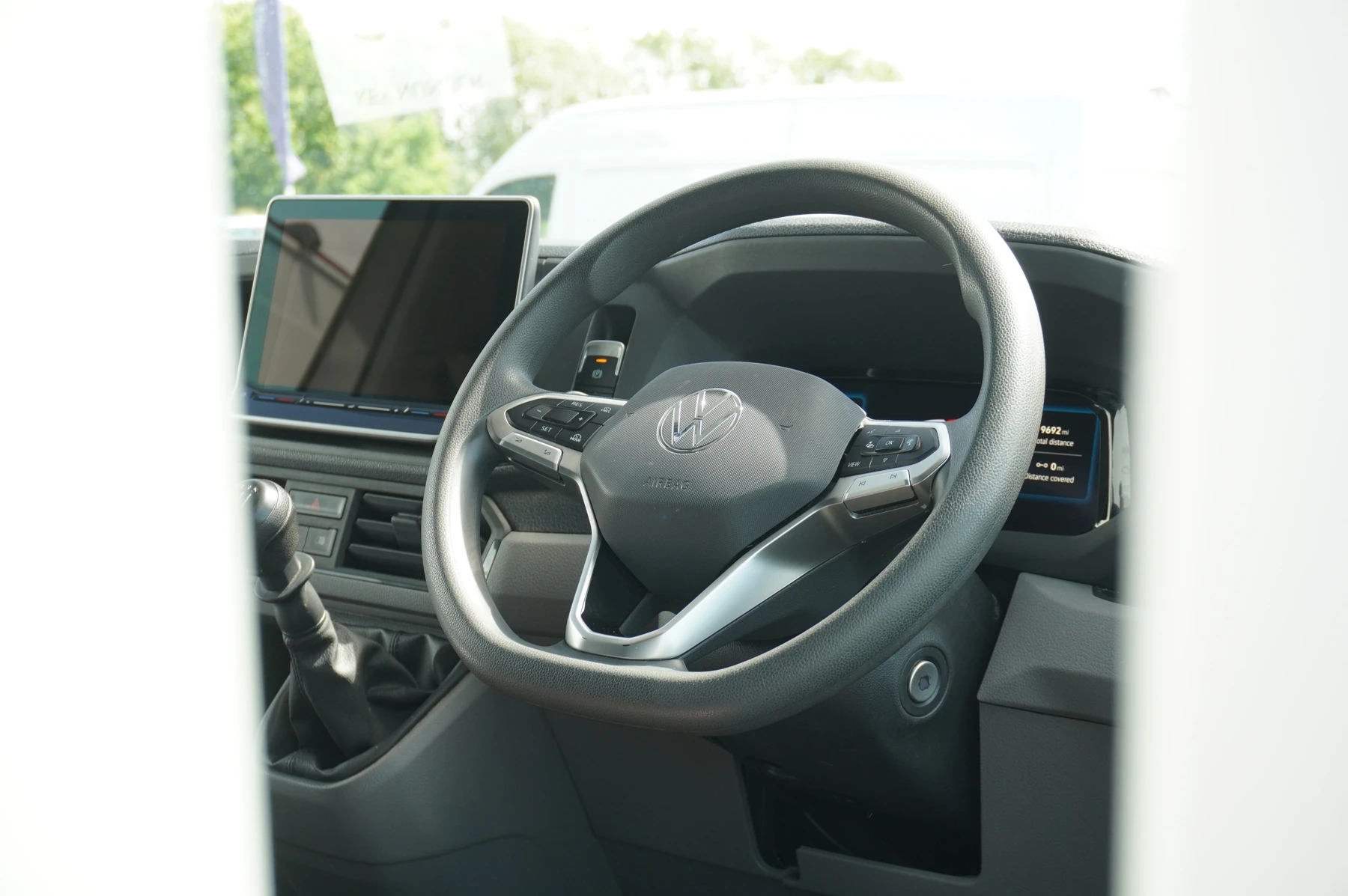 Volkswagen-Crafter-image-14