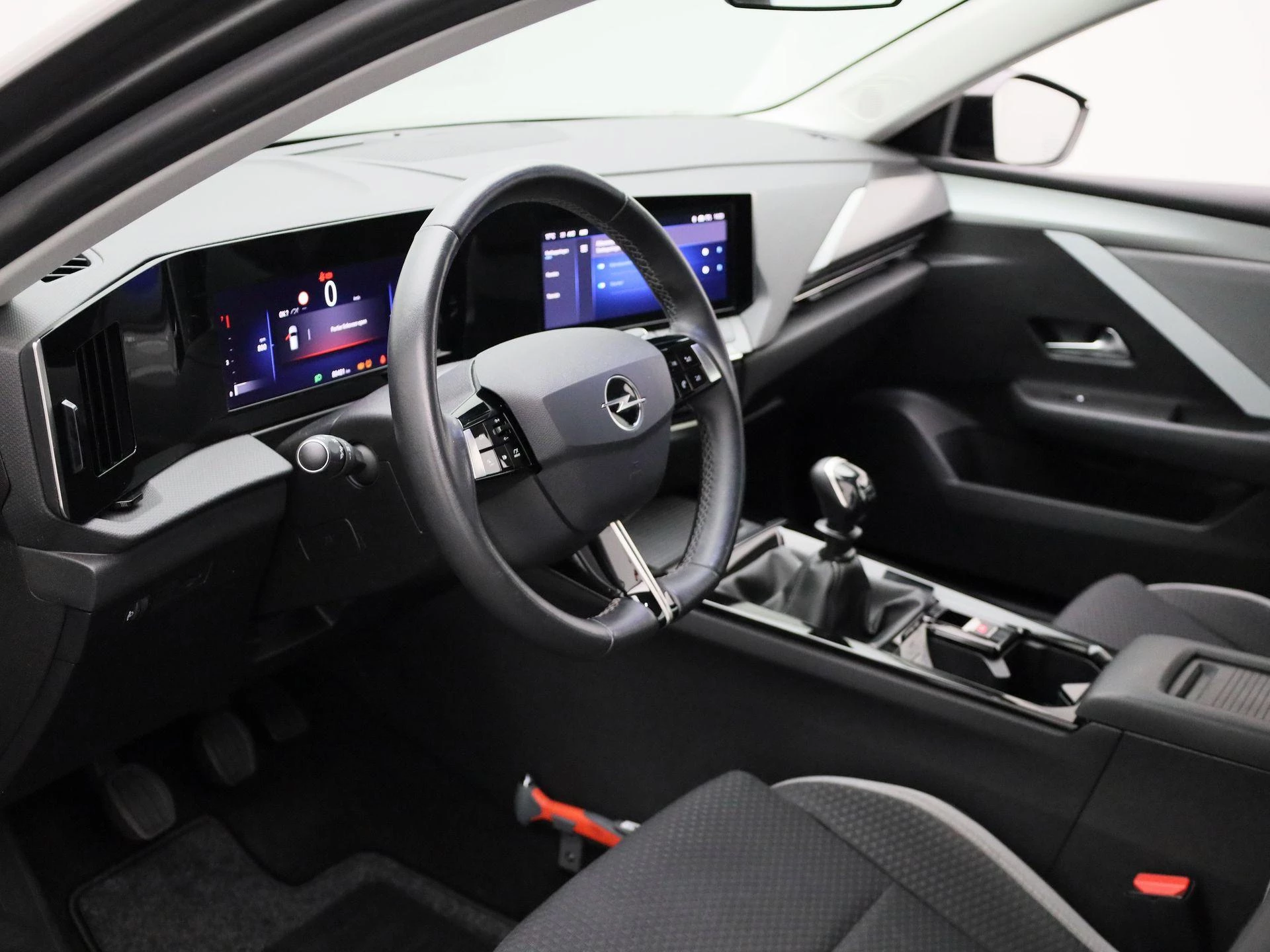 Opel-Astra-image-26