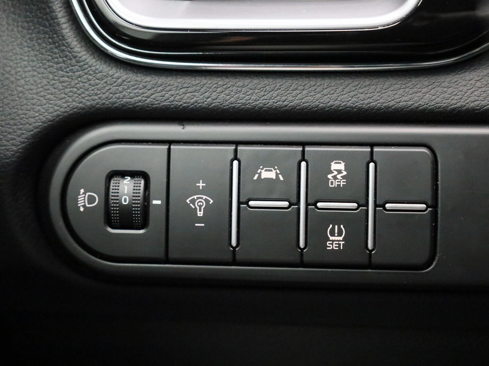 Kia-Ceed Sportswagon-image-25