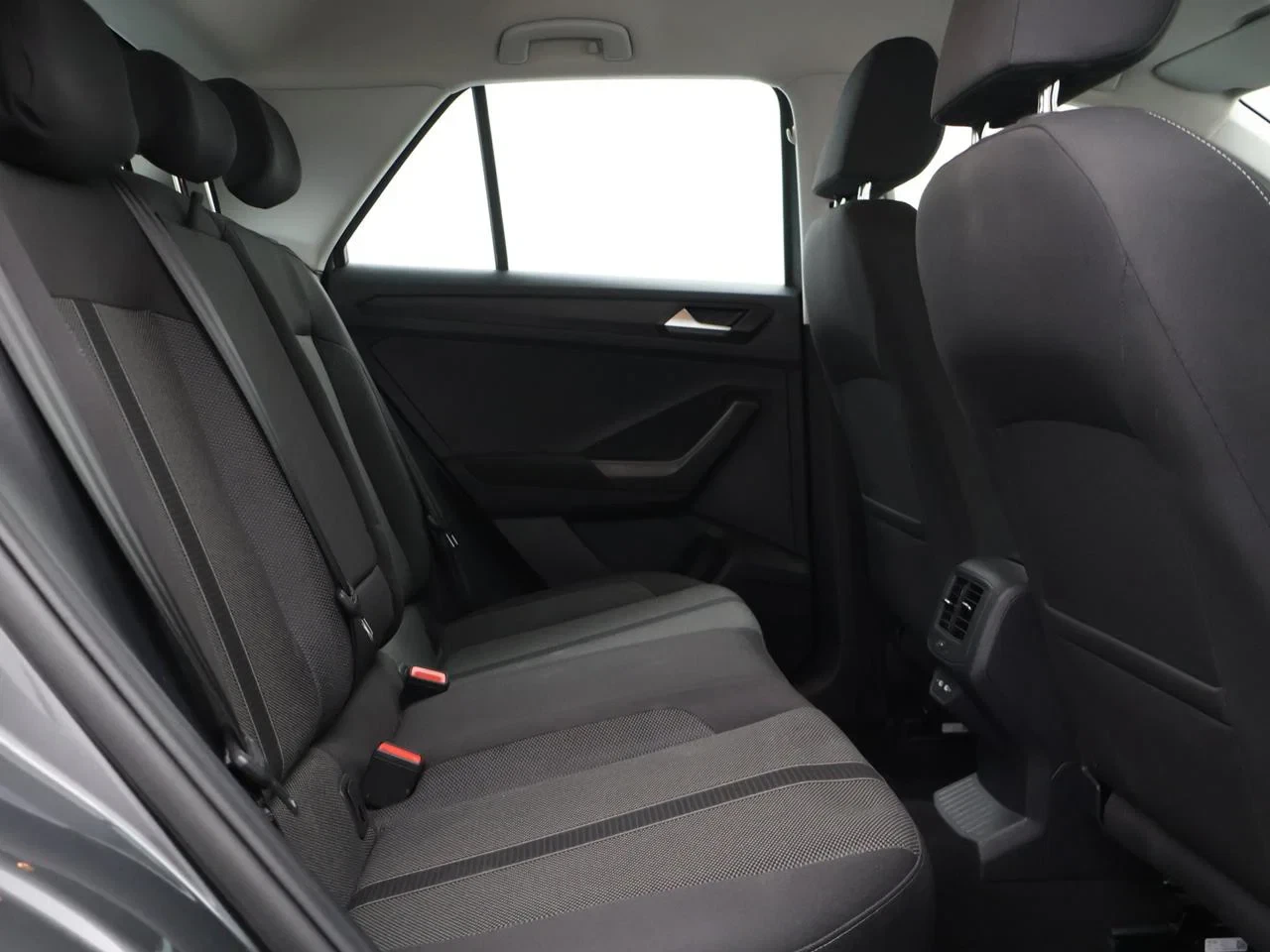 Volkswagen T-Roc T-Roc Life Business 1.5TSI 150PK *AUTOMAAT*TREKHAAK*CAMERA*PDC*ACC*VIRTUAL COCKPIT*APP-CONNECT*ZETELVERWARMING*...*