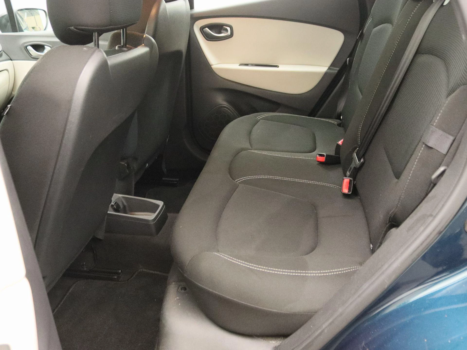 Renault-Captur-image-11