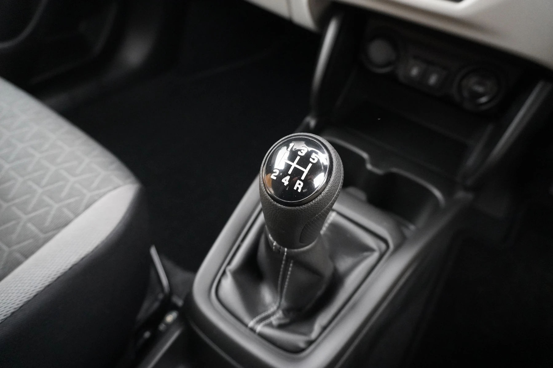 Suzuki-Swift-image-24