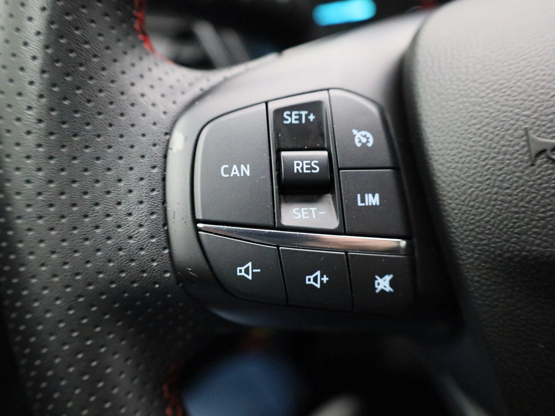 Ford Fiesta 1.0 EcoBoost Hybrid ST-Line X