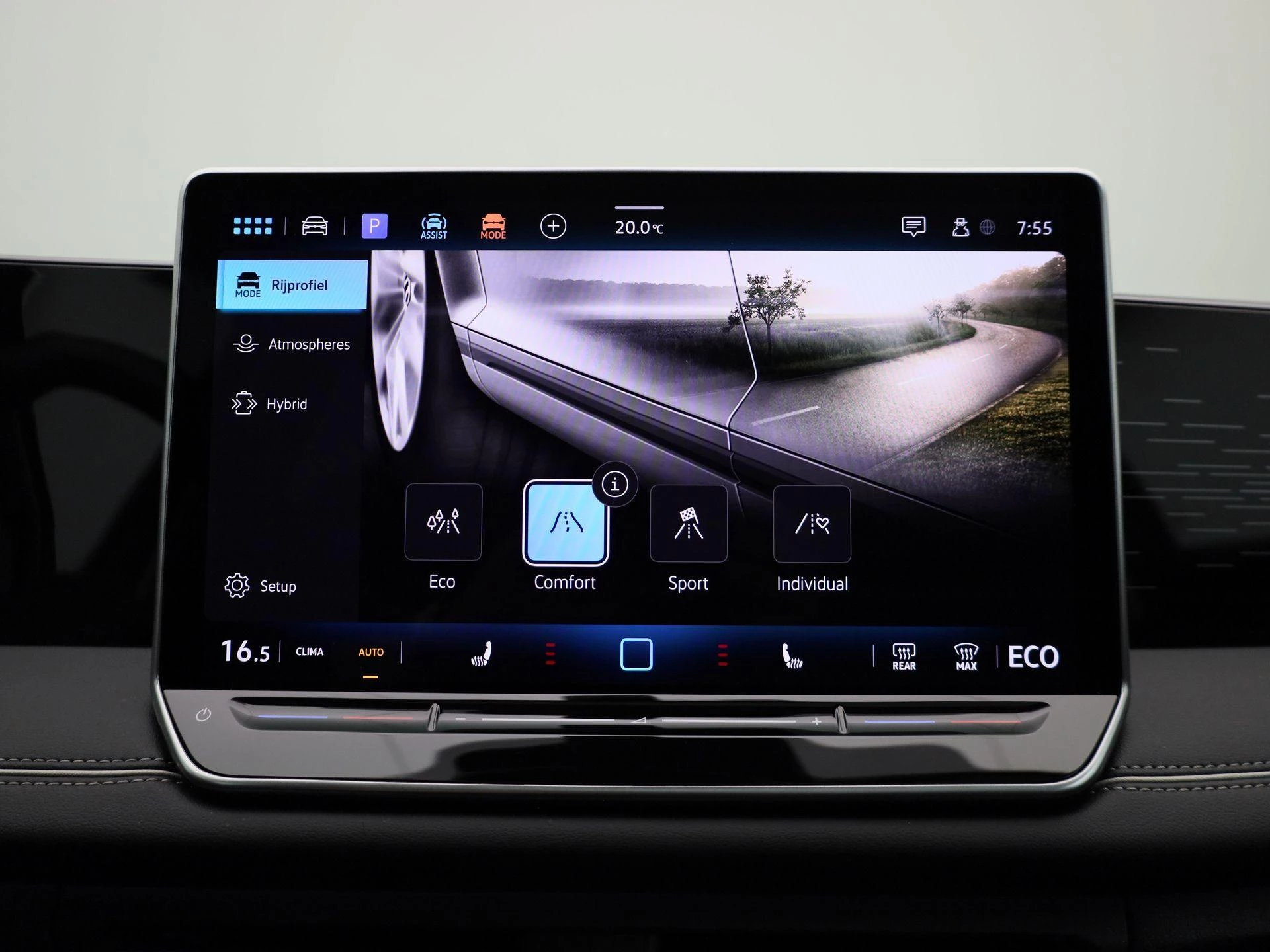 Volkswagen-Tiguan-image-30