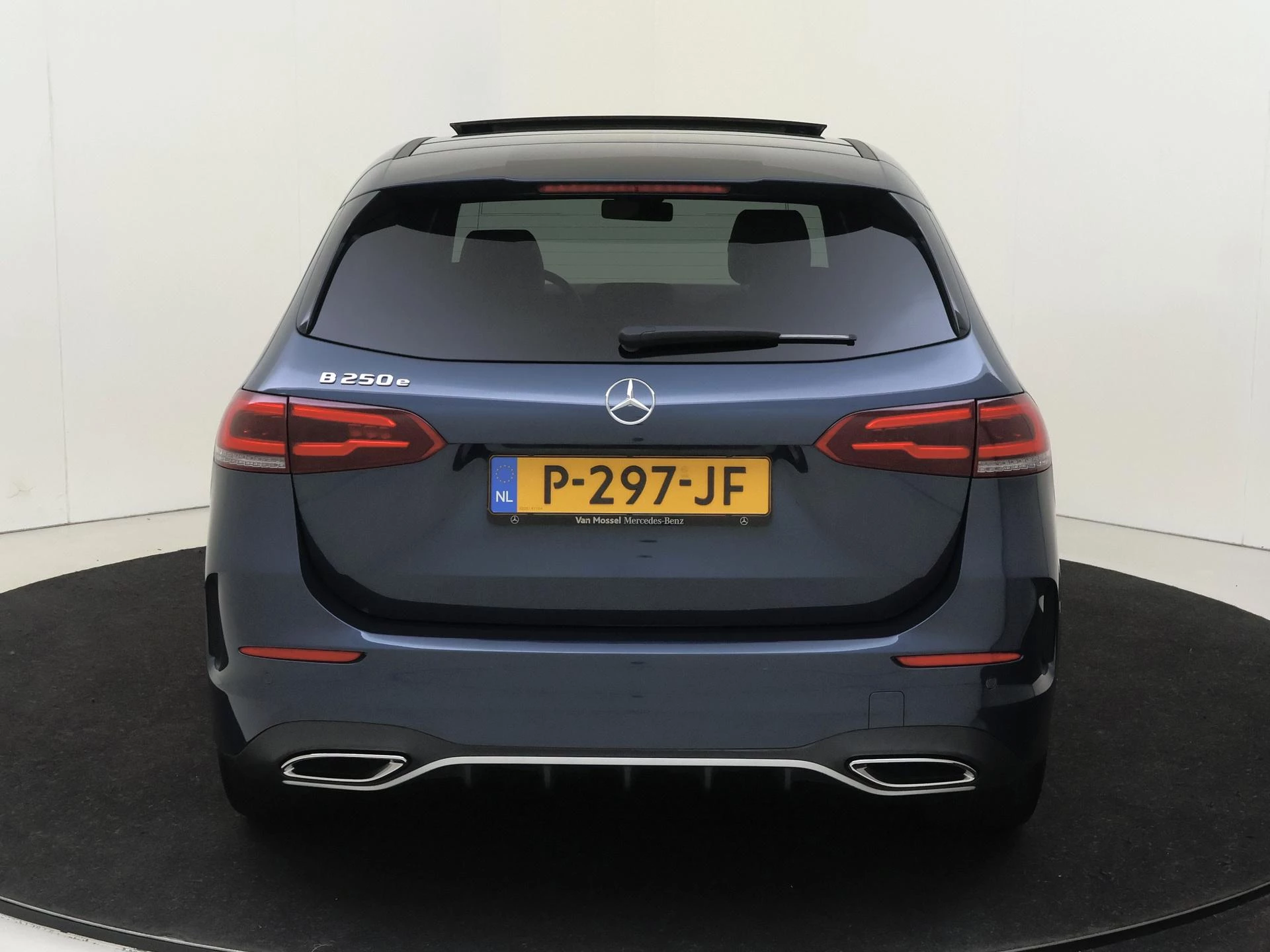 Mercedes-Benz-B-Klasse-image-6