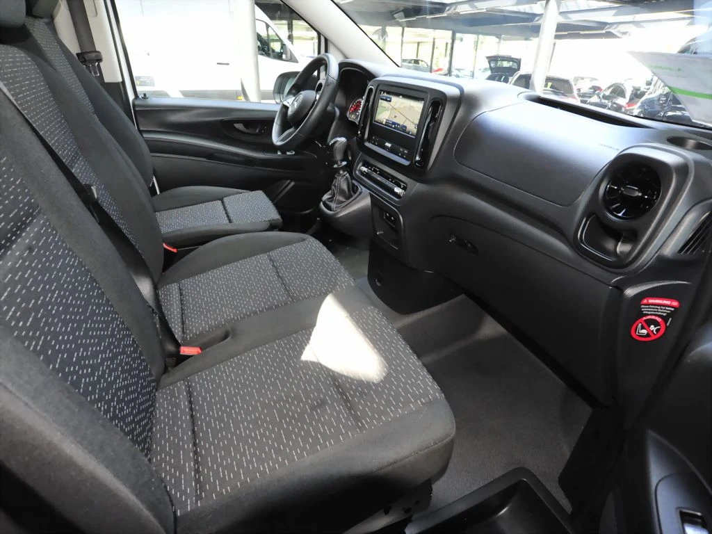 Mercedes-Benz-Vito 116-image-12