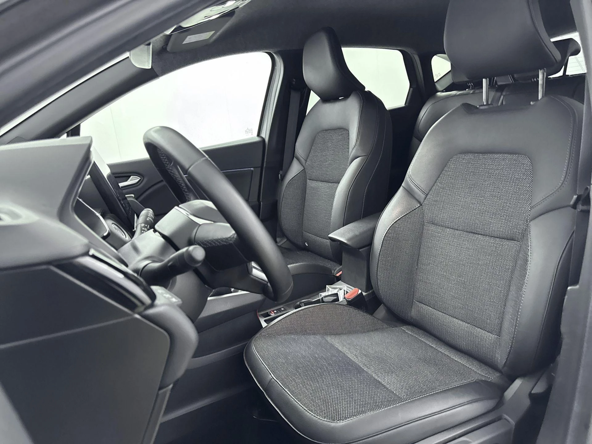 Renault-Captur-image-23