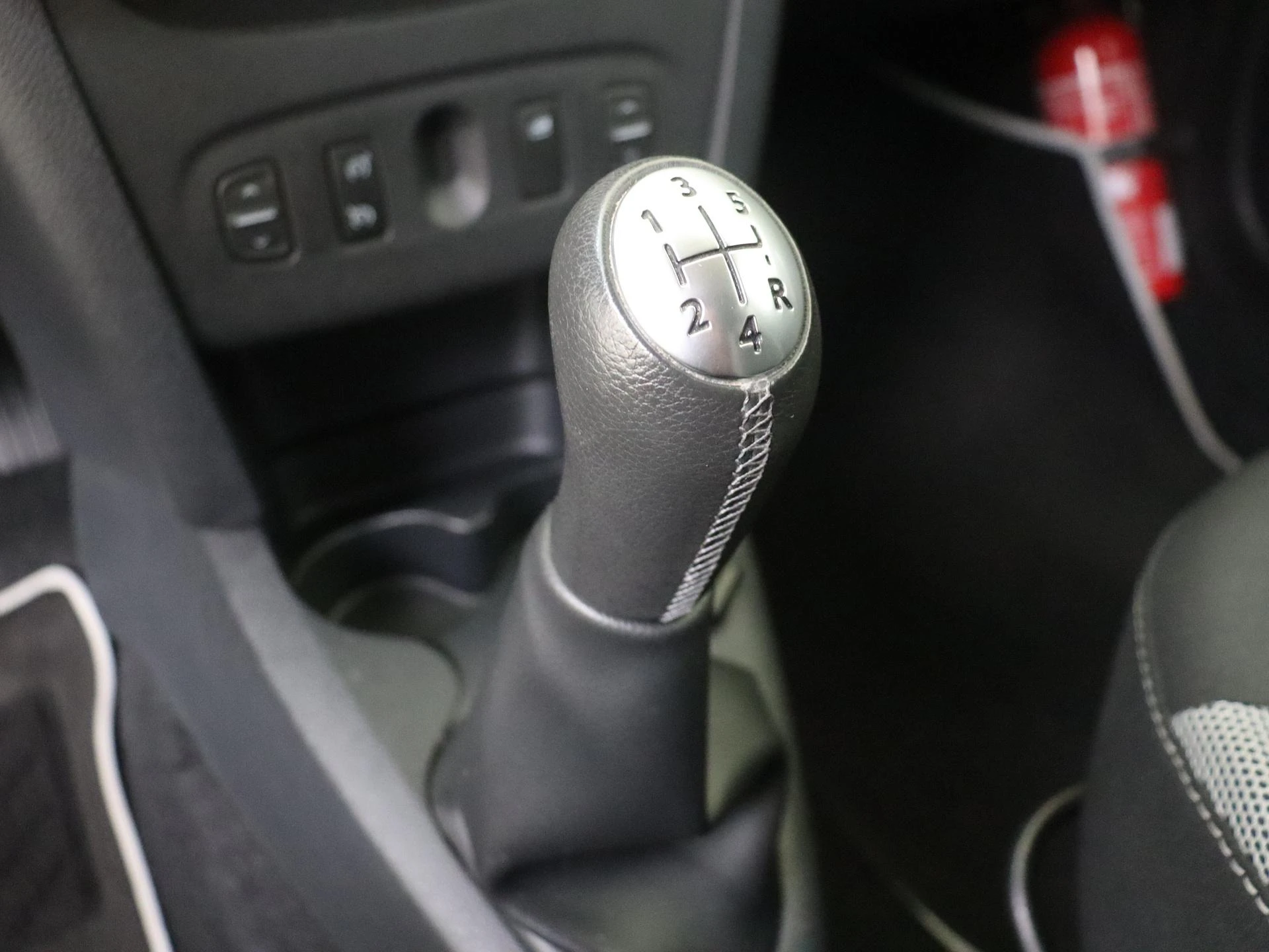 Dacia-Sandero-image-13