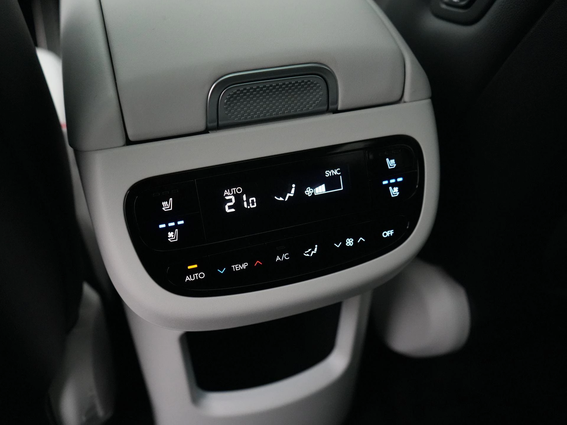 Hyundai-IONIQ 9-image-44