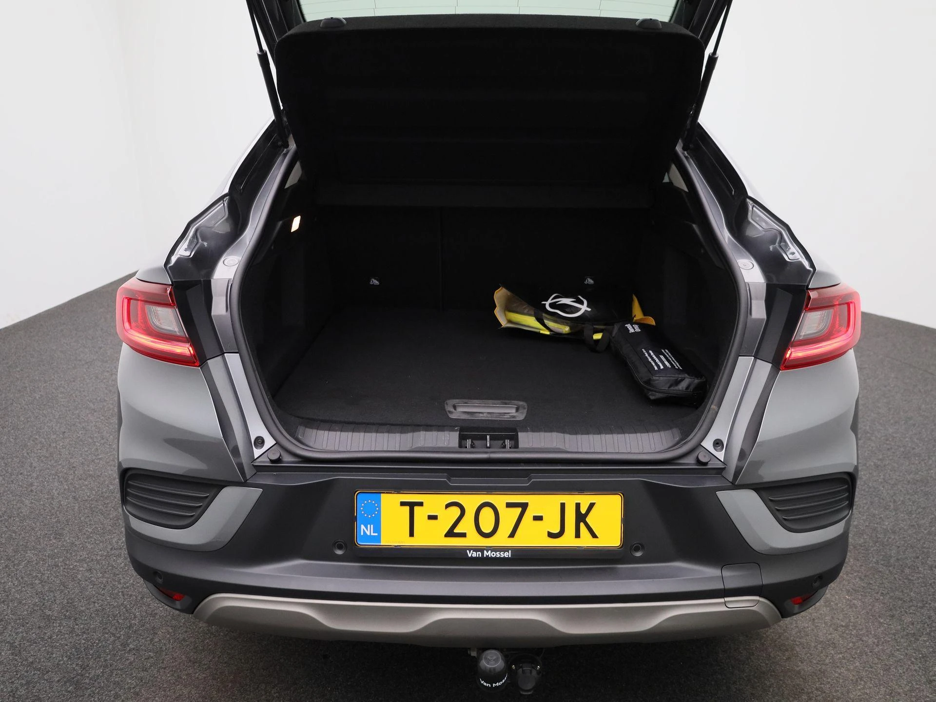 Renault-Arkana-image-11