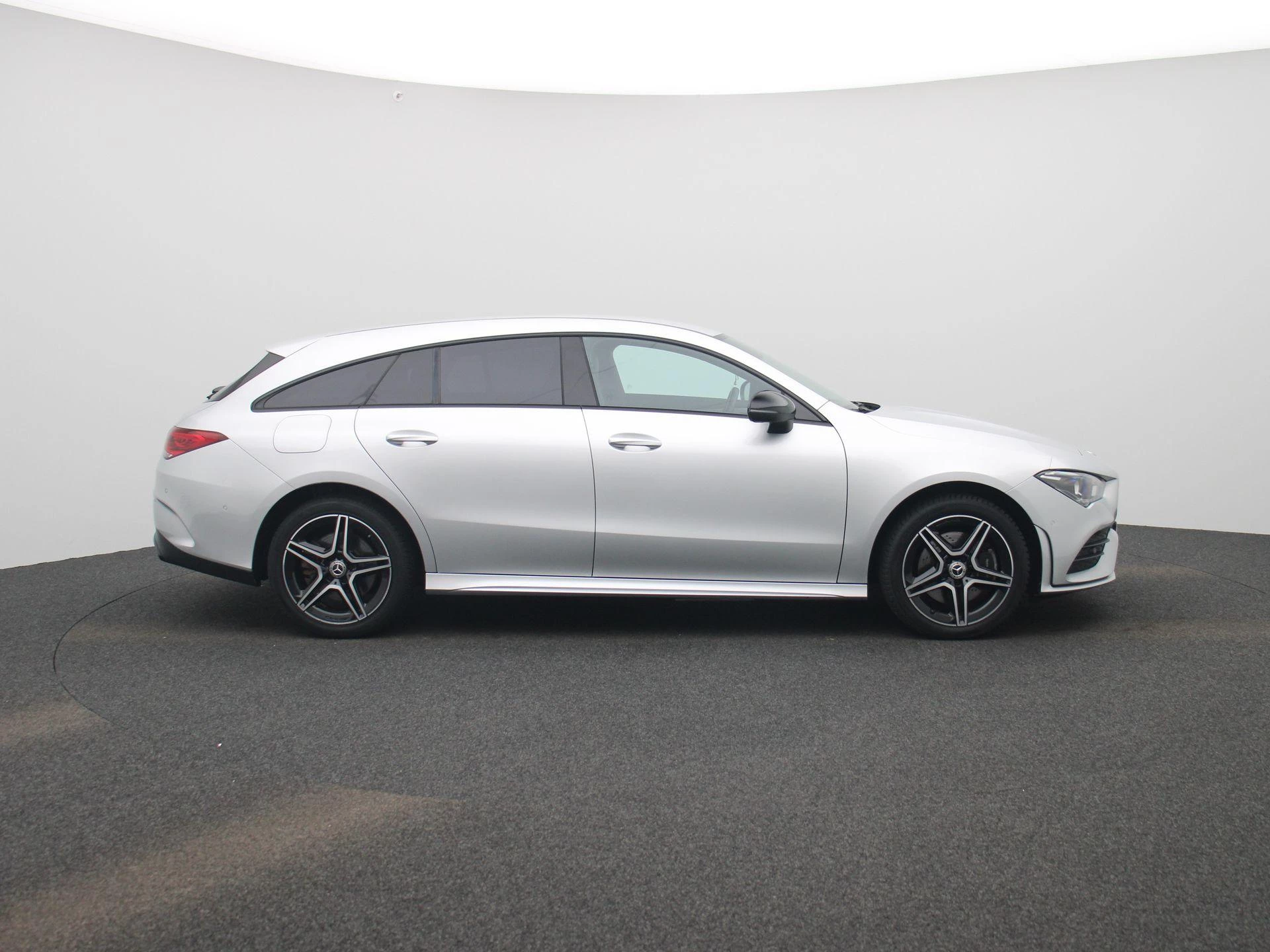 Mercedes-Benz CLA Shooting Brake CLA 250 e AMG Line