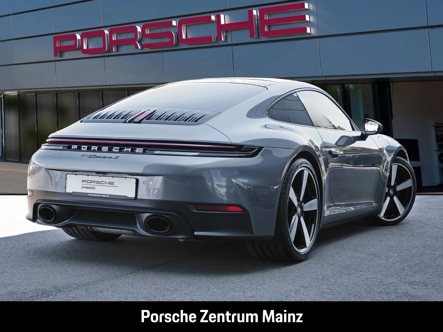 Porsche-911-image-2