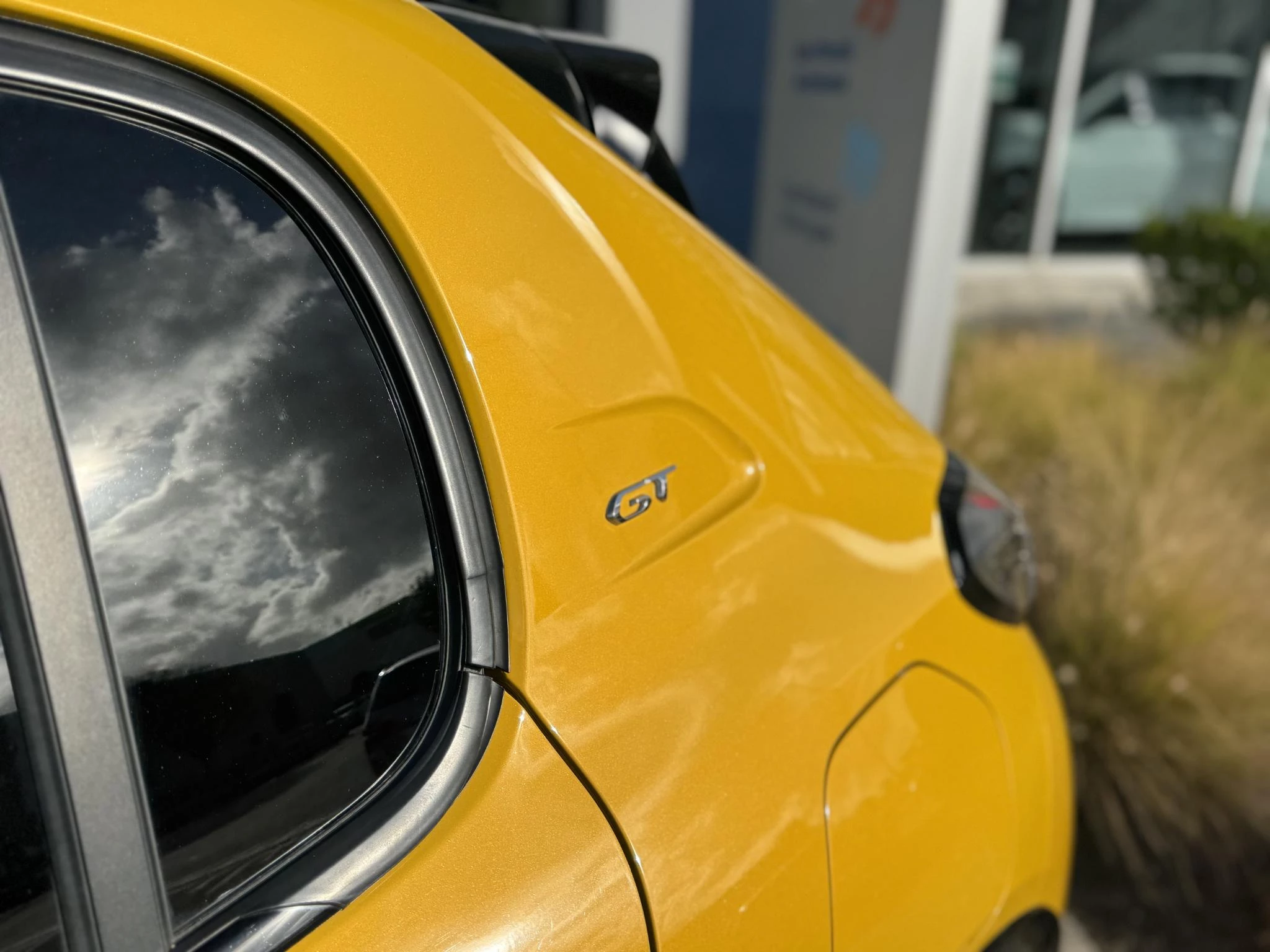Peugeot-208-image-11