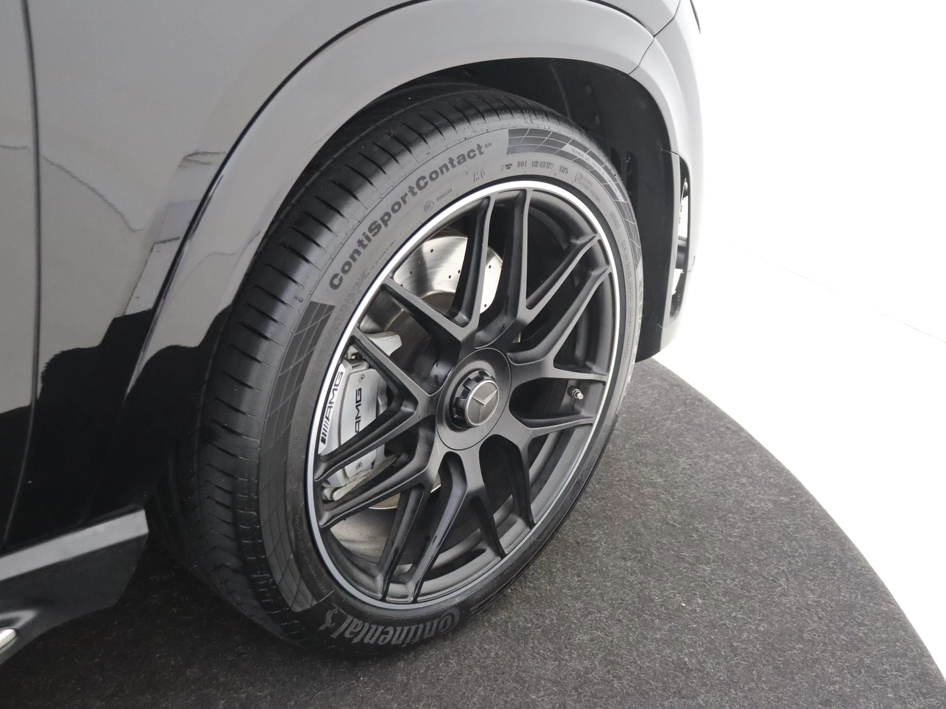 Mercedes-Benz-GLE-image-11