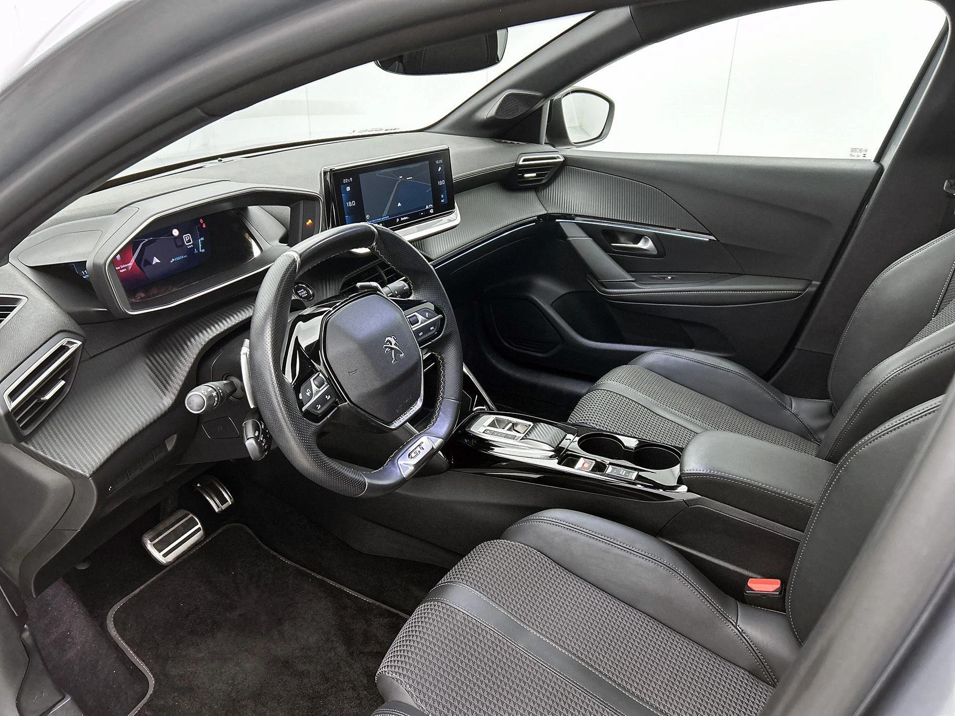 Peugeot-208-image-21