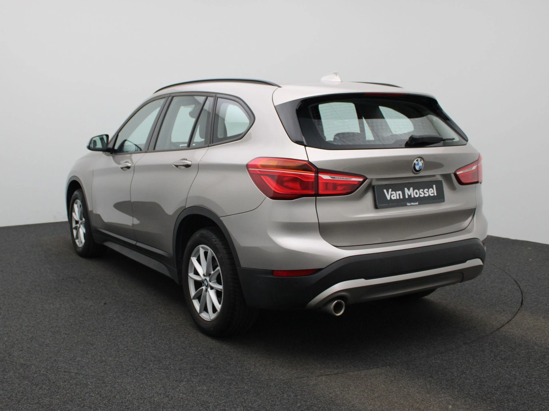 BMW-X1-image-1